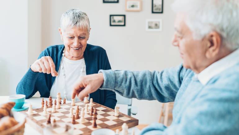 5 Games to Keep Seniors’ Minds Engaged