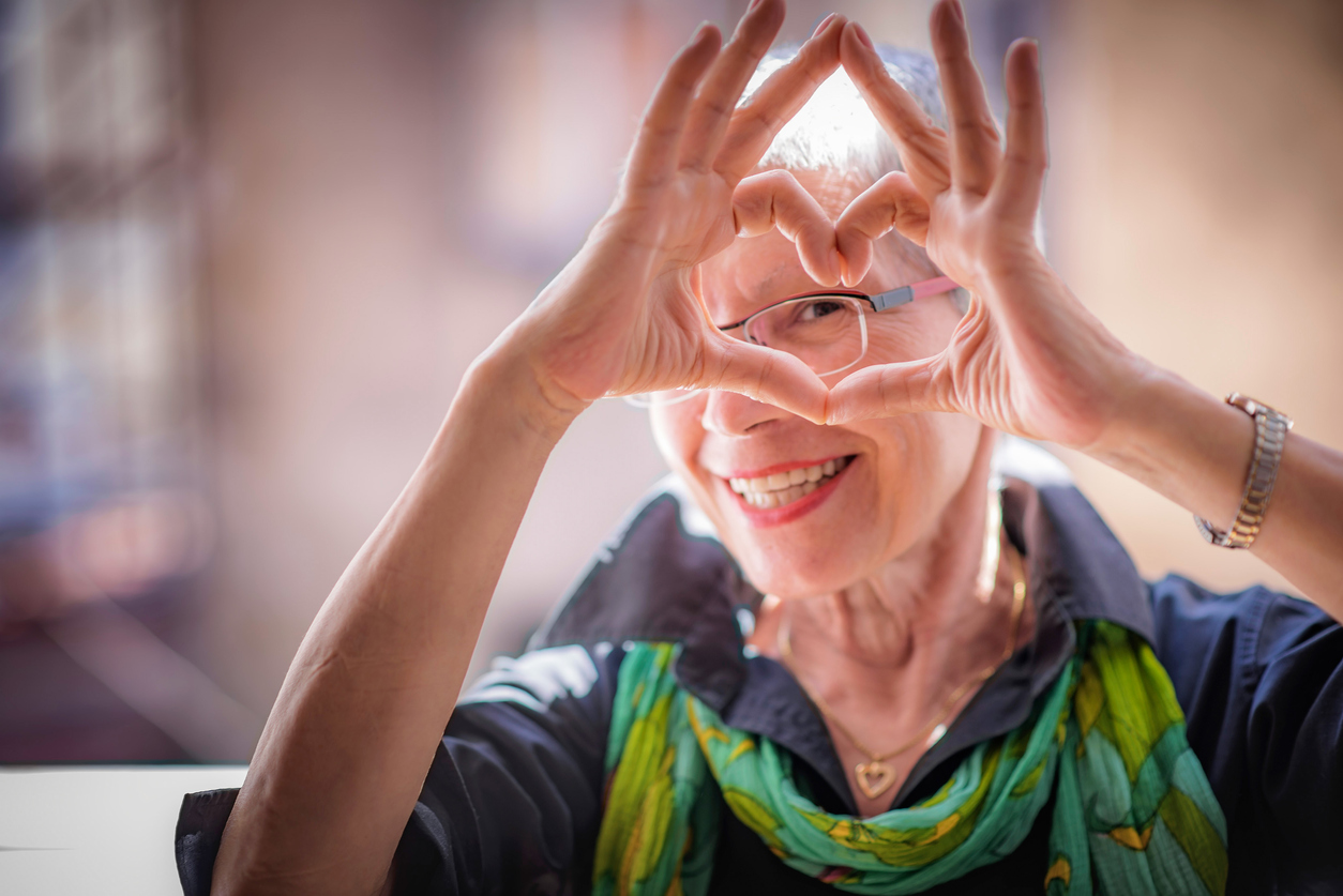 5 Fun Activities for Seniors on Valentine's Day - Safe Care Home Support